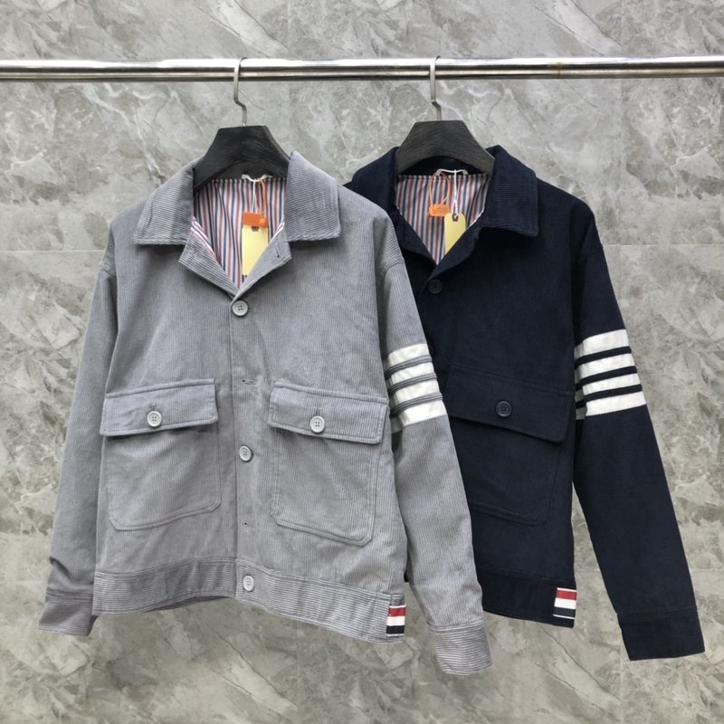 톰브라운 스트라이프 칼라 코듀로이 (정품200만원)