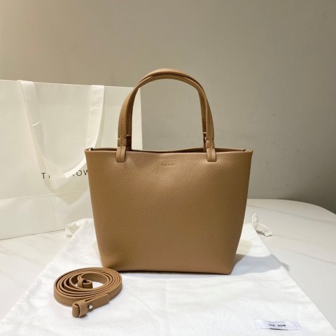 더로우 남성 Xl Park 토트백 (정품650만원)